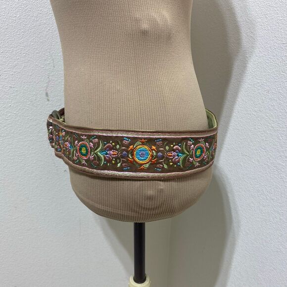 Embroidered Needle Work Brown W/ Multicolor Design D Rings Buckle Belt Size
30 main image 10